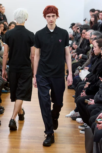 Look 11